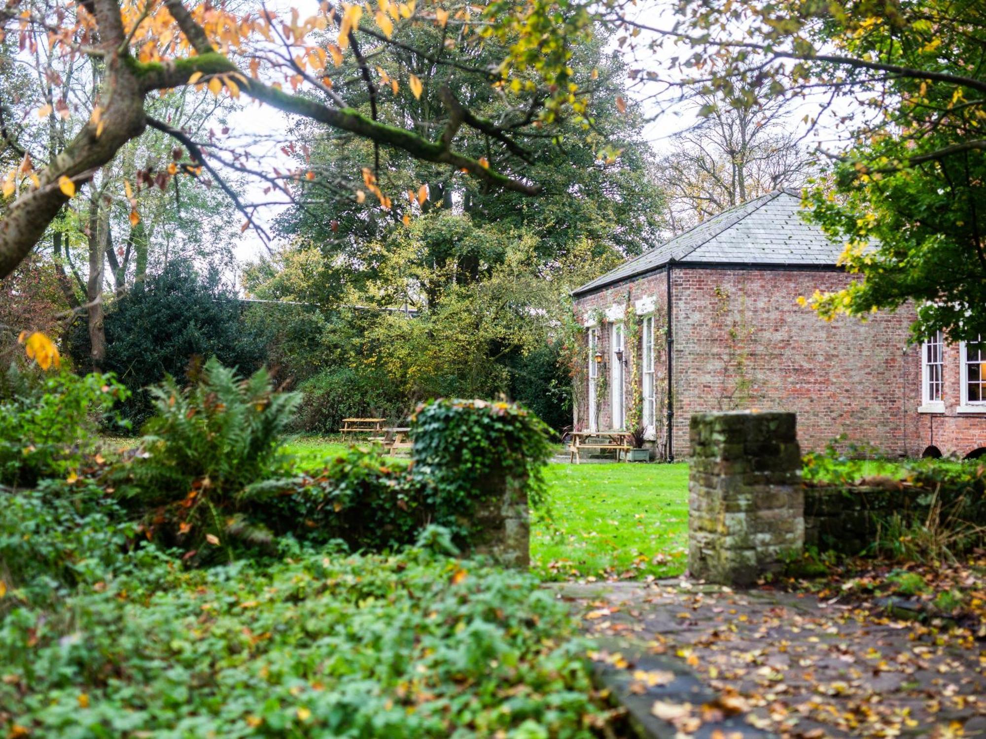 Yha Chester Trafford Hall Dunham-on-the-Hill 외부 사진