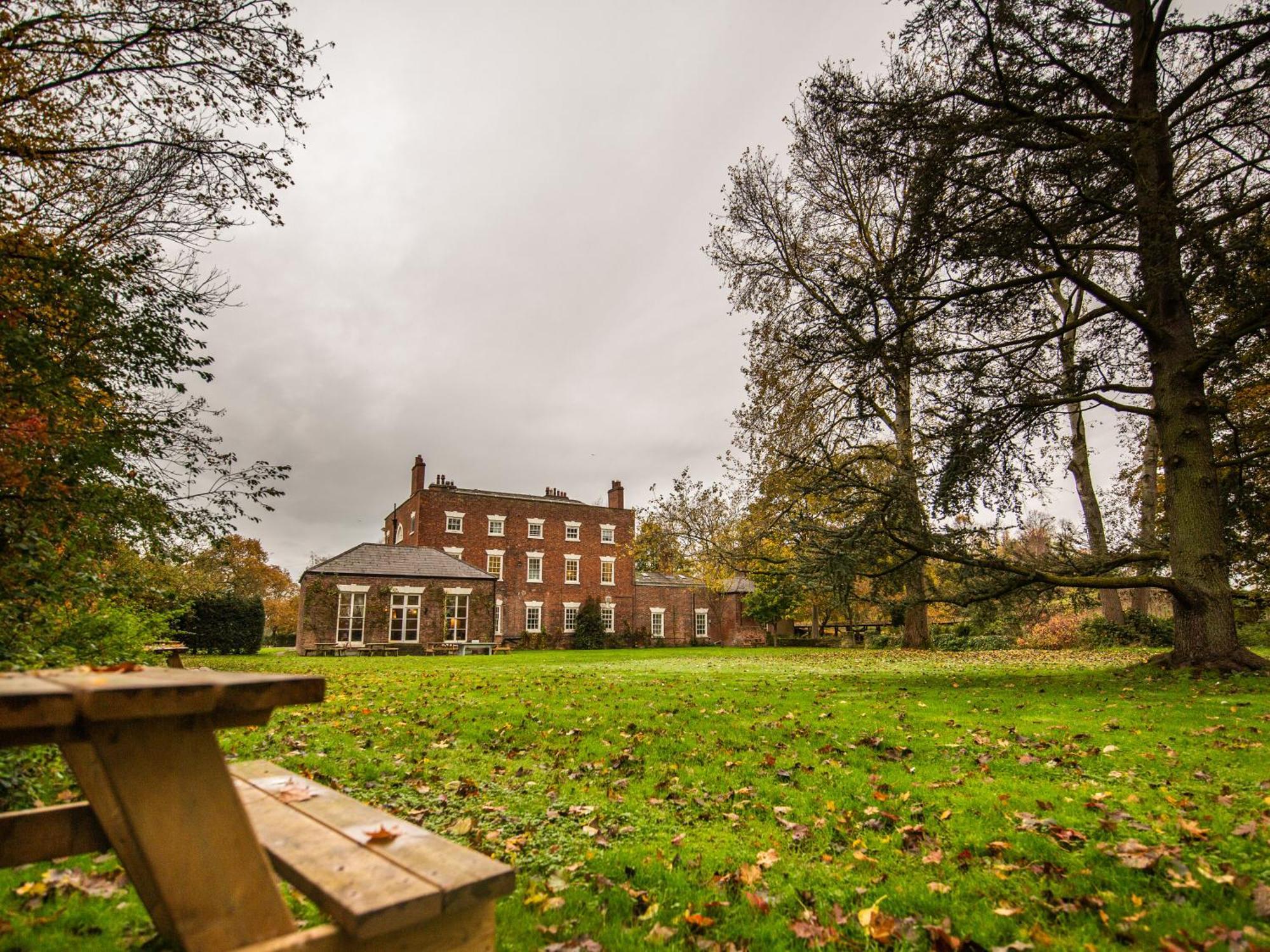 Yha Chester Trafford Hall Dunham-on-the-Hill 외부 사진