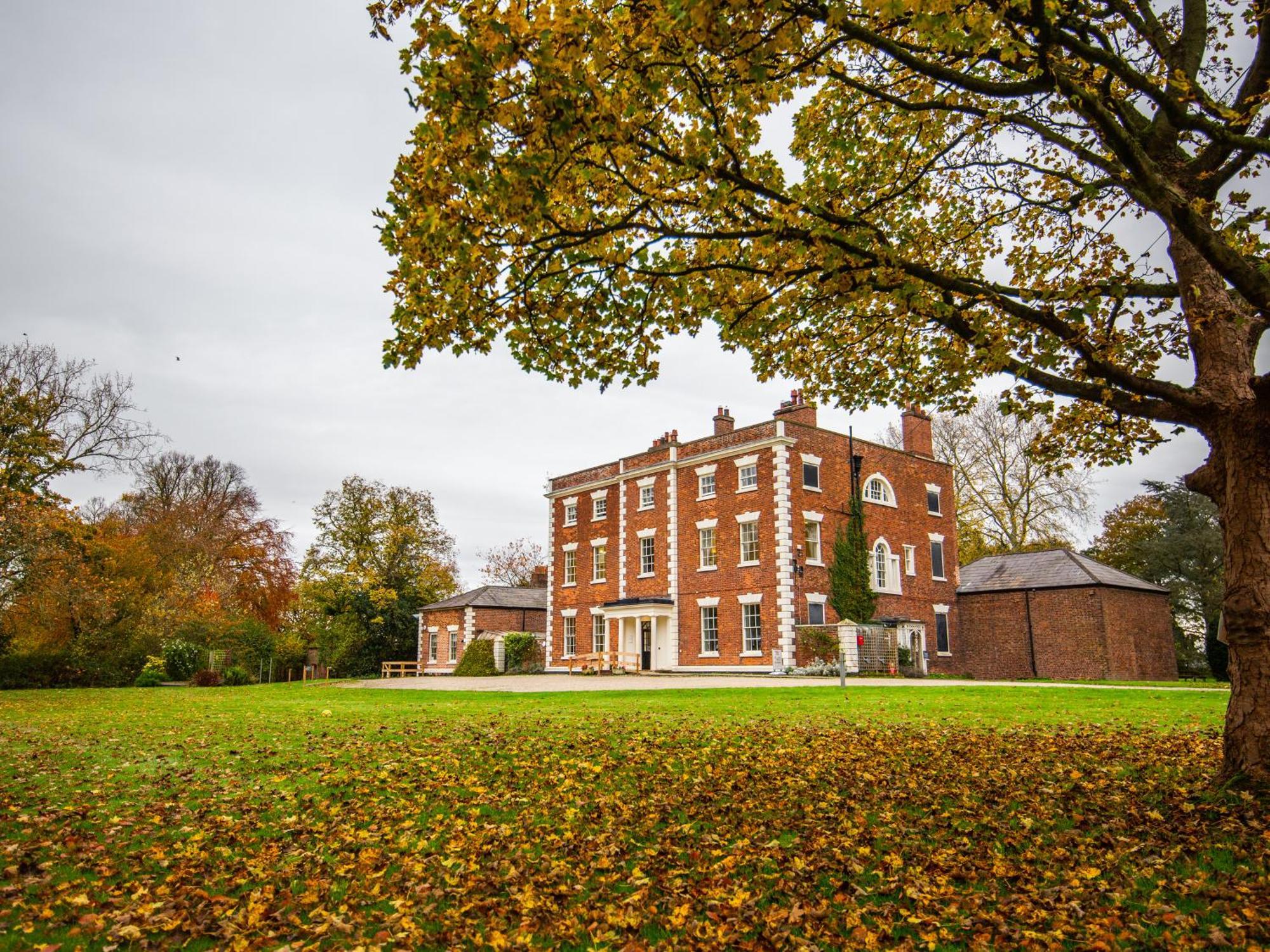 Yha Chester Trafford Hall Dunham-on-the-Hill 외부 사진