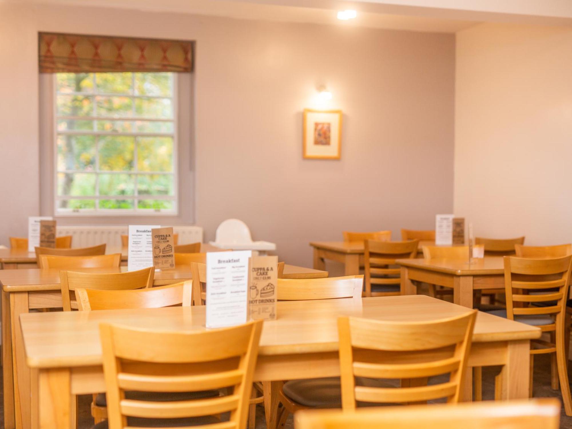 Yha Chester Trafford Hall Dunham-on-the-Hill 외부 사진